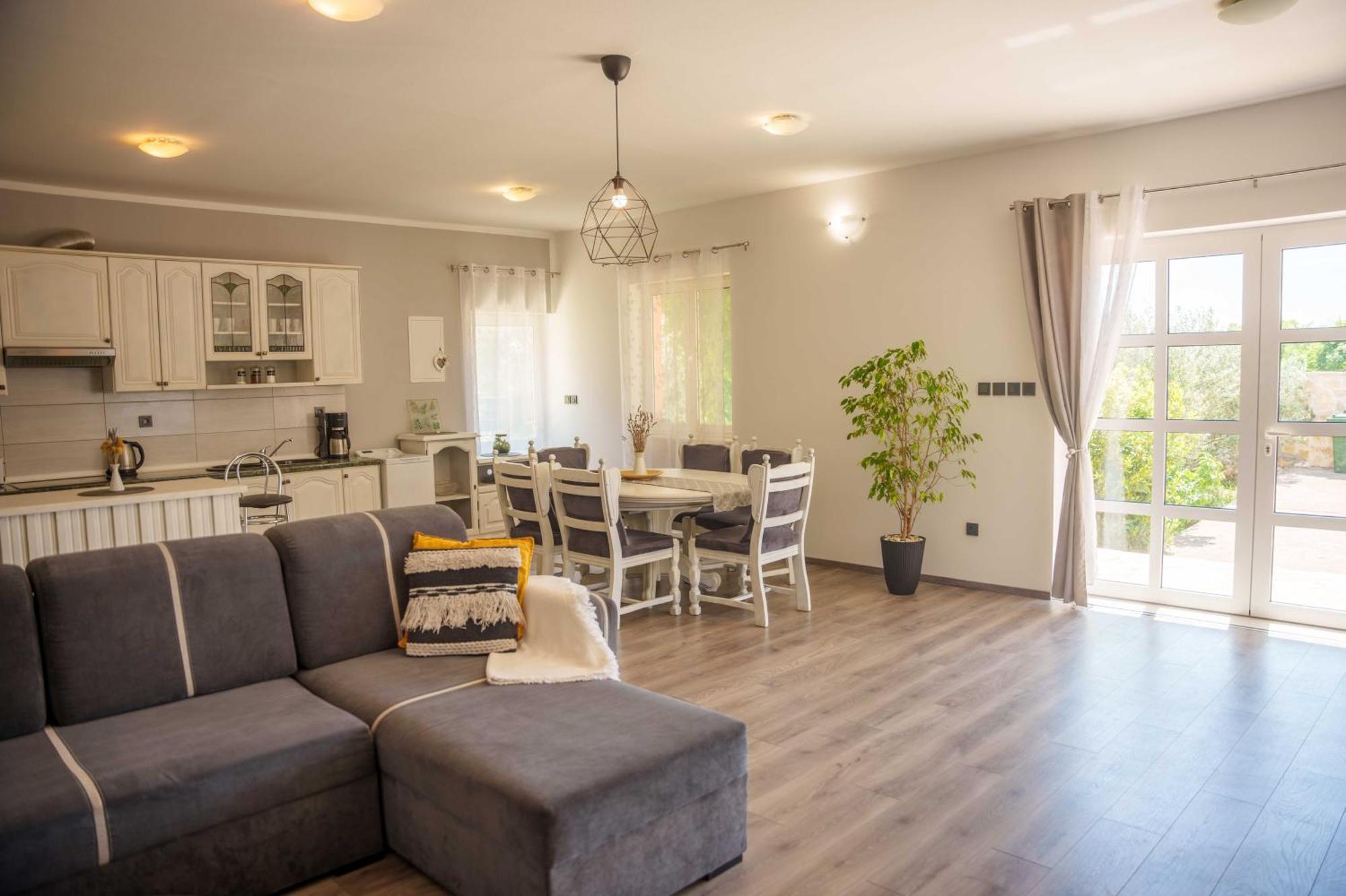 Iris Holiday Home Trbounje Eksteriør billede